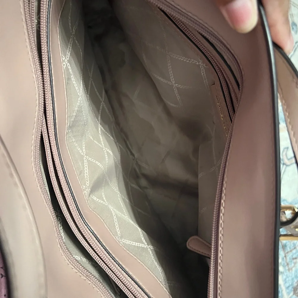 Michael Kors Pink and Cream Tote Bag - Picture 7 of 8